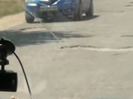 Танкодром - в сети показали дорогу на косу Пересыпь в Кирилловке (видео)