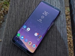 Флагман Samsung Galaxy S9 упал в цене на 20 000 рублей