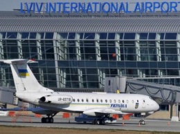 Украинская авиакомпания отменила восемь рейсов из Львова в Египет из-за одного лайнера