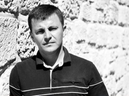 «Торт имениннику Эрвину Ибрагимову»: в Киеве напомнили о похищении крымского татарина