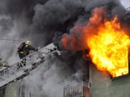 В Днепре горела квартира в пятиэтажке: спасено два человека