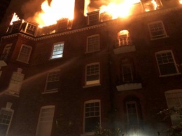 В Лондоне горит пятиэтажное зданиие