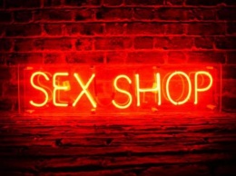 В Саратове на рынке торговали украденной вывеской секс-шопа