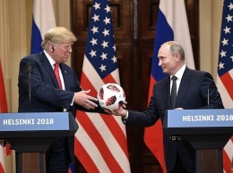 Мяч с чипом: в подарке Путина Трампу нашли странное устройство