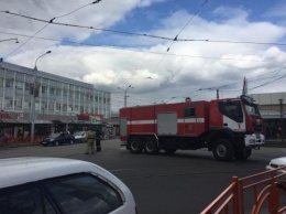 Неизвестный сообщил в МЧС об угрозе взрыва в здании ТЦ «Ривьера»