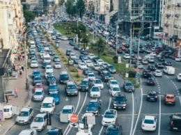 Пробки в Киеве: какие улицы и мосты стоит объезжать