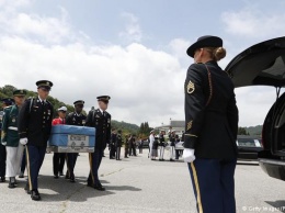 КНДР передала США останки американских солдат, погибших на войне в Корее
