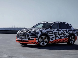 Audi назвала дату премьеры нового электрокроссовера E-Tron