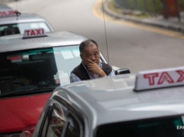Турист по ошибке заплатил за такси в сто раз больше