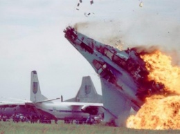 До сих пор болит: 16 лет Скниловской трагедии - крупнейшей катастрофе в истории авиашоу (ФОТО)