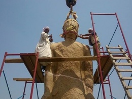 В Египте восстановили расколотый памятник Рамзесу II