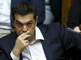 Премьер Греции принял политическую ответственность за смертельные пожары