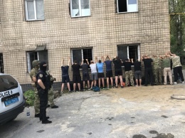 Подробности захвата предприятия в Одессе: рейдеры представились «Айдаром», сотрудников держали в подвале (фото, видео)