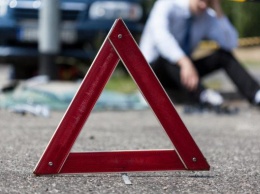 На Одесчине автомобиль въехал в стену магазина: погиб пассажир, водитель скрылся с места ДТП (ФОТО)