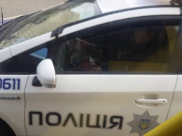Деснянское управление полиции Киева приглашает на службу (список вакансий)