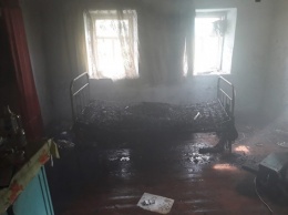 Жуткое фото кровати, где сгорел курильщик из николаевской сельской глубинки