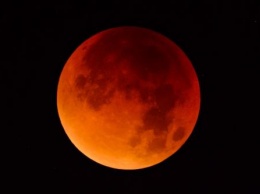 «Войны, стихийные бедствия и катастрофы»: Астролог рассказал о последствиях «кровавой луны»
