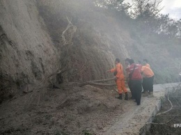 В Индонезии после землетрясения на горе заблокированы 560 альпинистов