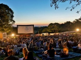 Бесплатные кинотеатры под открытым небом откроет «Москино» 1 августа