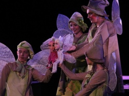В Одесском театре кукол сезон завершился «Дюймовочкой»