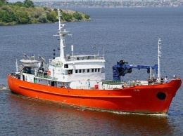 В Николаев на ремонт зашло малое гидрографическое судно «ГС-82»