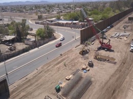 Трамп объявил о начале строительства стены на границе с Мексикой