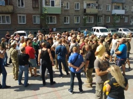 Убийство активиста в Бердянске: под стенами мэрии собрался митинг