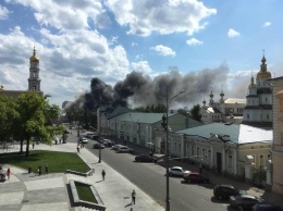 Крупный пожар в центре Харькова: стали известны подробности (фото)