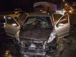 В Киеве загорелось такси сразу после заправки