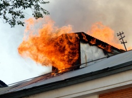 Крыша академии на Университетской загорелась во время ремонтных работ - полиция