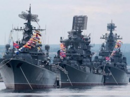 Украина зафиксировала 19 российских «кораблей-нарушителей», прибывших в Крым