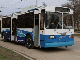 В Петербурге водителя троллейбуса уволили из-за судимости за репосты