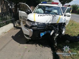 На Закарпатье разбилась полицейская машина: подробности ДТП