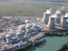 Во Франции из-за сильной жары остановили четыре энергоблока АЭС