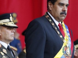 На президента Венесуэлы совершили покушение в прямом эфире: момент попытки убийства попал на видео