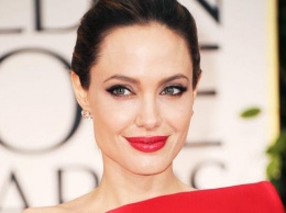 Анджелина Джоли опровергла информацию о том, что адвокат отказался с ней работать
