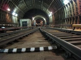 Технической сбой устранен: поезда на синей ветке метро начали ходить в штатном режиме