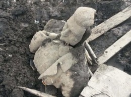 В Челябинской области нашли затонувший памятник Сталину