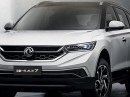 Dongfeng AX7 преобразился снаружи и внутри, но сохранил прежние моторы