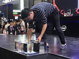 В Китае представили первый ноутбук для водолазов