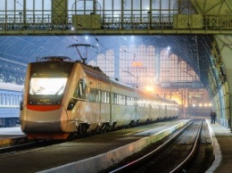 "Укрзализныця" протестировала скоростной поезд "Тарпан" на маршруте Львов-Ужгород