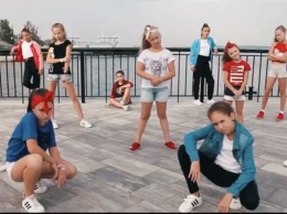 «Прокачали»: николаевские танцоры сняли новый клип на фоне городских пейзажей. ВИДЕО