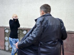 В Петербурге полиция разыскивает голого эксгибициониста