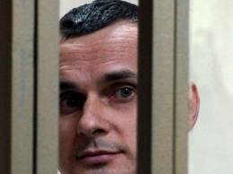 Российские тюремщики придумали повод снова не пустить к Сенцову священника
