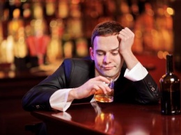 Ученые: Главная причина смерти молодых мужчин в России - алкоголь