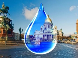 «Привкус крови - это нормально»: Роспотребнадзор оценил качество воды в Петербурге