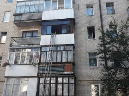 Жильцы в панике: В Харькове многоэтажку не ремонтировали уже полсотни лет