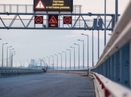 Россия закрывает Крымский мост на ремонт