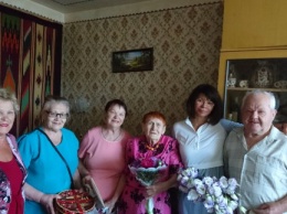 Жительница Киевского района Татьяна Захарченко отметила 95-летие