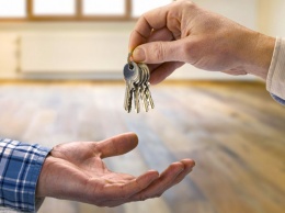 Покупка квартиры по переуступке: выгода, риски и юридические тонкости